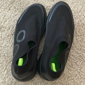 Oofos men shoes
